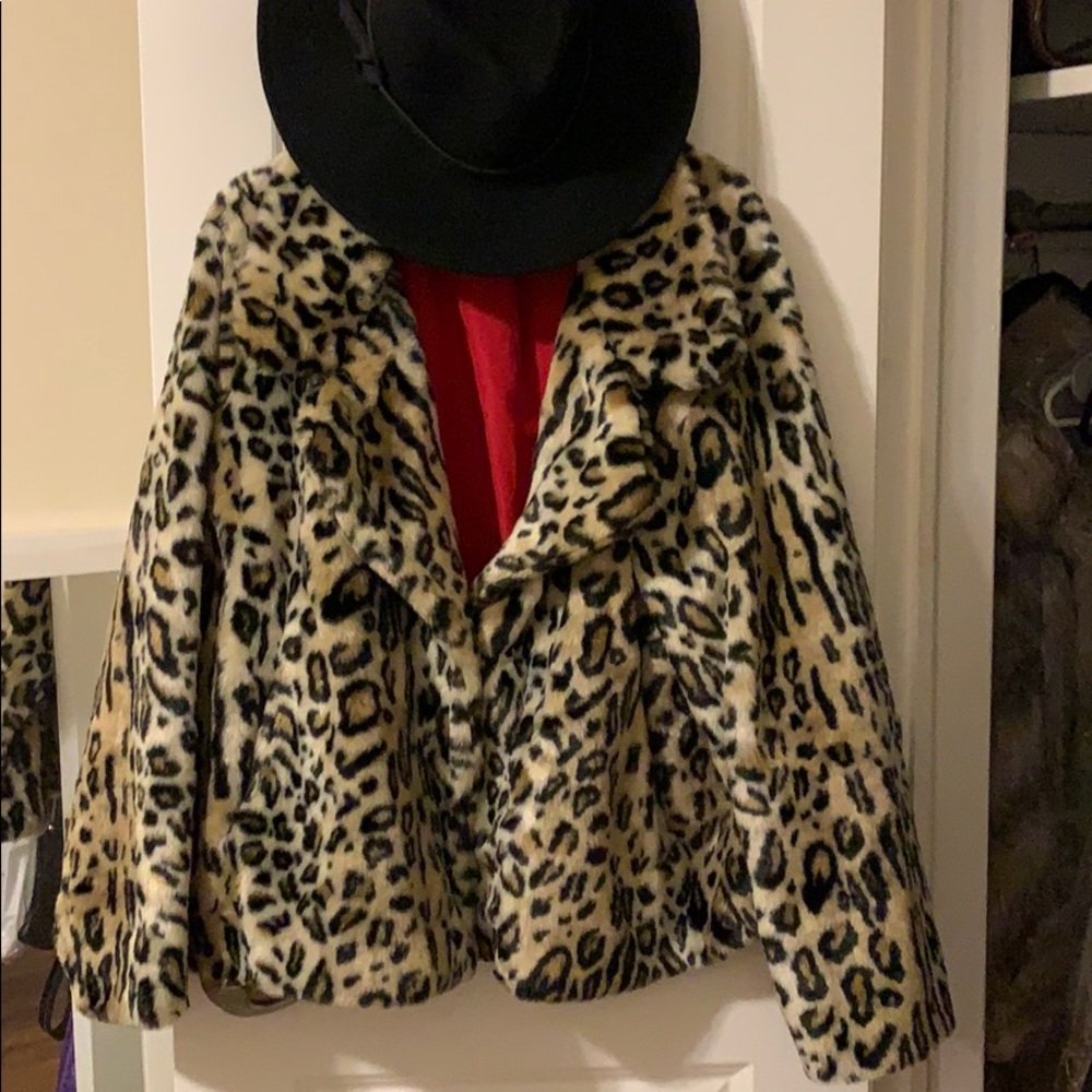 Oversized leopard print jacket